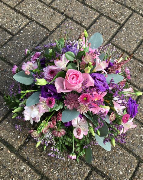 Mum Wreath, Floristry For Beginners, Posy Flower, Flowers For Men, Grave Flowers, Flower Arranging, Bridal Bouquets, Bridal Bouquet, Birmingham