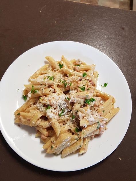 [Homemade] Penne Carbonara Penne Carbonara, Carbonara Recept, Food Images, The Hub, Pasta Salad, Street Food, Salad, Pasta, Healthy Recipes