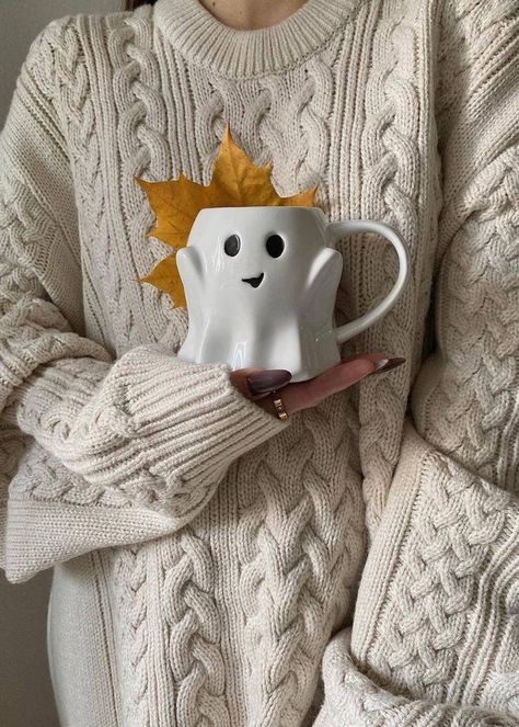 Ghost Mug, Cosy Autumn, Fall Mood Board, Cinnamon Girl, Night Food, Fall Cocktails, Pumpkin Spice Season, Fall Inspo, Fall Feels