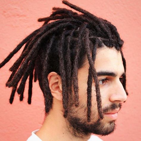 Men's Undercut With Dreadlocks Braided Dreads, Dreadlocks Men, Dreads Hairstyles, Dread Hairstyles For Men, Blonde Dreadlocks, Trendy We Fryzurach, Short Dreads, Dreadlock Hairstyles For Men, Marley Hair