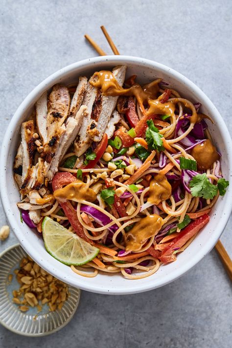 Chicken Peanut Noodle Salad, Cold Beef Recipes, Cold Peanut Noodle Salad, Thai Chicken Noodle Salad, Noodle Salad With Peanut Sauce, Cold Peanut Noodles, Noodles With Peanut Sauce, Peanut Noodle Salad, Salad With Peanut Sauce