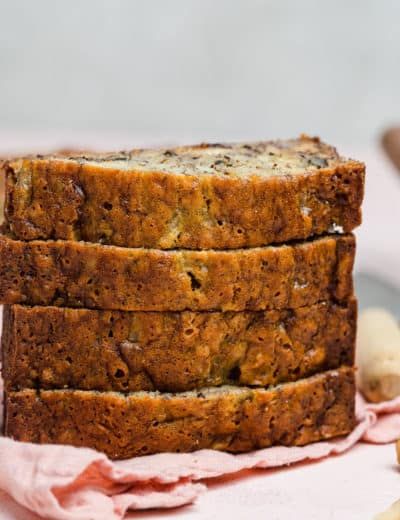 Grandma's Banana Nut Bread - Brown Eyed Baker Zucchini Breads, Aunt Bea, Fruit Breads, Brown Eyed Baker, Banana Nut Bread Recipe, Nut Bread Recipe, Banana Walnut Bread, Baked Breads, Bread Sweet