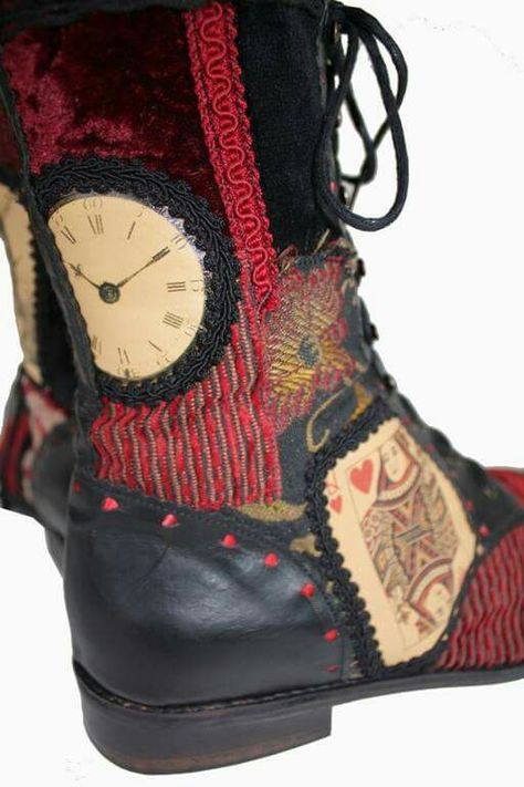 Pendragon shoes - beautiful! Alice In Wonderland Shoes, Alice In Wonderland Outfit, Patchwork Boots, Silly Clothes, Aleister Crowley, Quirky Fashion, Style Boots, Shoe Art, Steam Punk