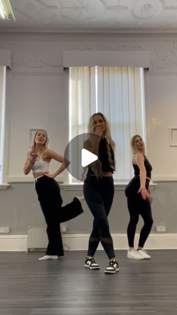 Sasha Lomas on Instagram: "Soul sistas 🥰💃 #shuffle #shuffling #shuffledance #dance #dancer #sistas" Fashion Toys, Medical Care, Oral Care, Men's Grooming, Makeup Skin Care, Dance Videos, Skin Makeup, Beauty And Personal Care, Beauty Makeup