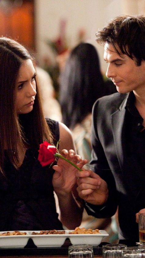 Ian E Nina, Graveyard Girl, Elena Damon, Ian And Nina, Vampire Diaries Poster, Damon Salvatore Vampire Diaries, Vampier Diaries, The Vampire Diaries 3, Vampire Diaries Movie