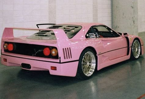 Pretty Cars Aesthetic, Pink Ferrari F40, Y2k Cars, 80s Car, 90s Cars, Pink Ferrari, Pink Cars, Pimped Out Cars, Japan Street