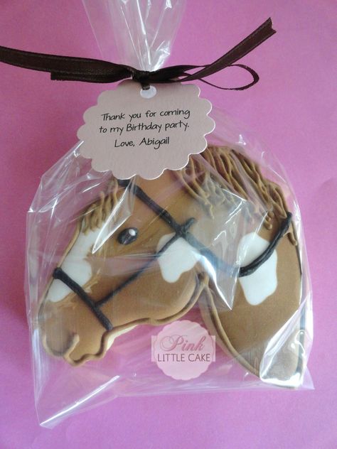 Horse Head Cookies by @Kathi Andrepont Castro via #TheCookieCutterCompany www.cookiecuttercompany.com Horse Theme Birthday Party, Horse Themed Party, Horse Cookies, Farm Theme Birthday, Horse Birthday Parties, Horse Cake, Cowgirl Birthday Party, Cupcakes Decorados, Horse Party