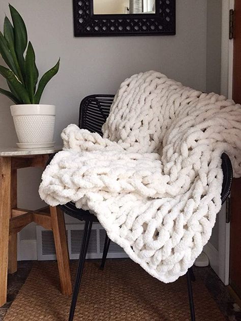 Chunky Knit Throw Blanket, White Throw Blanket, Green Blanket, Chunky Knit Throw, Chenille Throw, White Throw, Oversized Blanket, Blanket Diy, Chunky Blanket