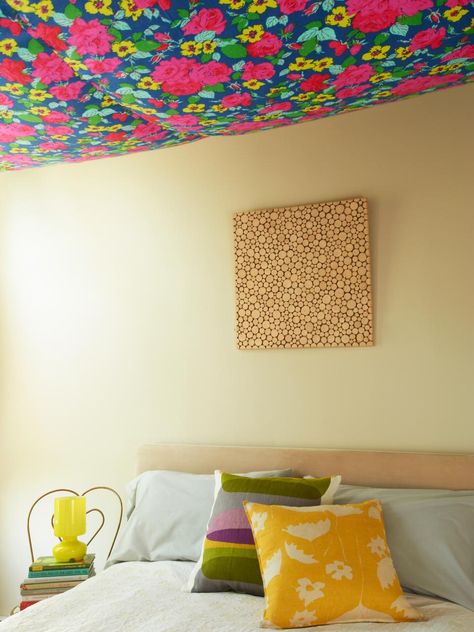 Do you need a fun project in the bedroom? Get inspired with step-by-step instructions for adding a vibrant focal point. Bedroom Ideas For Small Rooms Bohemian, Teenage Girls Bedroom Ideas, Creative Ceiling Ideas, Cheap Ceiling Ideas, Bunkhouse Ideas, Basement Ceiling Ideas Cheap, Basement Ceiling Options, Finish Basement, Ceiling Drapery