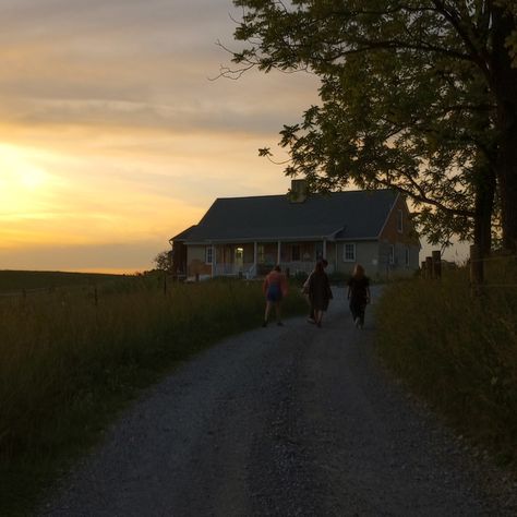 small town friends farm rural orange sunset path gravel road cottagecore aesthetic Small Town Family Aesthetic, Rural House Aesthetic, Small Rural Town Aesthetic, Small Town Southern Aesthetic, Small Town Vibes Aesthetic, Small Town Church Aesthetic, Small Town Florida Aesthetic, Rural City Aesthetic, Rural Small Town Aesthetic