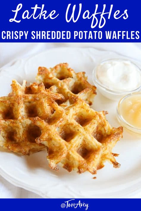 Potato Chaffle Recipes, Waffle Maker Potato Pancakes, Potato Chaffles, Potato Pancake Waffles, Potato Pancakes Shredded, Hanukkah Brunch, Hash Brown Waffles, Kosher Meals, Potato Waffle Recipe