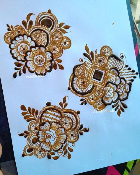 Floral Flower Mehendi Designs, Bunch Henna Designs, Mehndi Designs Bunch Style, Paper Mehndi Designs, Simple Bunch Mehndi Designs, Floral Bunch Mehndi Design, Mehandi Bunch Design, Mehendi Bunch Design, Basic Flower Mehndi Designs