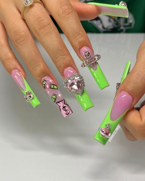 Short Acrylic Nails With Charms, Almond Acrylic Nails Long, Square Acrylic Nails French, Classy Cute Nails, Acrylic Nails For Work, Junk Nail Designs, Nails For Work, Cute Nails Designs, Teal Acrylic Nails