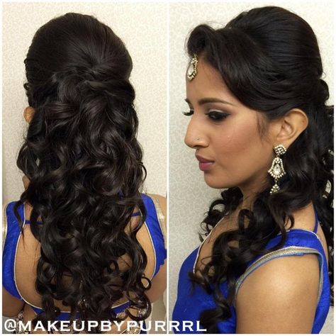 Curly Coiffure For Saree | Hairs are one of many essential parts of a human physique which to an extent shows the character of the particular person. ... Check more at https://coloriage.cyou/curly-hairstyle-for-saree/ Curly Hair Indian, Saree Hairstyles, Wedge Hairstyles, Traditional Hairstyle, Hair Puff, Asymmetrical Hairstyles, Hairstyles With Glasses, Hair Indian, Shoulder Hair