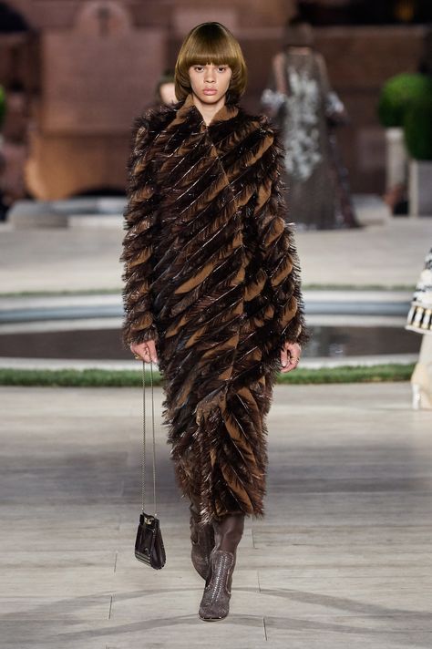 Fendi 2019, Fendi Haute Couture, Fendi 2020, Daniel Roseberry, Fendi Fur, Fendi Couture, Fendi Coat, Rich Fashion, 2019 Couture