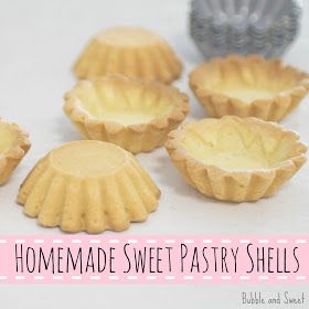 Tart Shells Recipe, Small Pies, Mini Tart Shells, Mini Tart Recipes, Roll Out Sugar Cookies, Dessert Mini, 4 Ingredient Recipes, Sweet Pastry, Mini Torte