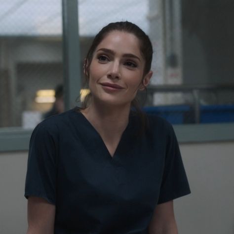 Dr Bloom New Amsterdam, Lauren Bloom, Janet Montgomery, Medicine Student, New Amsterdam, Successful Women, Smash Book, Period Dramas, Girls In Love