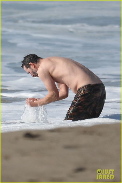 Shirtless Actors, Keanu Reeves Life, Arch Motorcycle Company, Keanu Charles Reeves, Splish Splash, Walk This Way, Beach Baby, Just Jared, Keanu Reeves