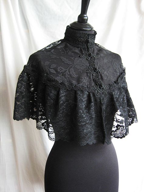 Lace Shrug, Victorian Pattern, Victorian Goth, Victorian Clothing, Victorian Steampunk, Steampunk Clothing, Gothic Outfits, Victorian Gothic, Steampunk Fashion