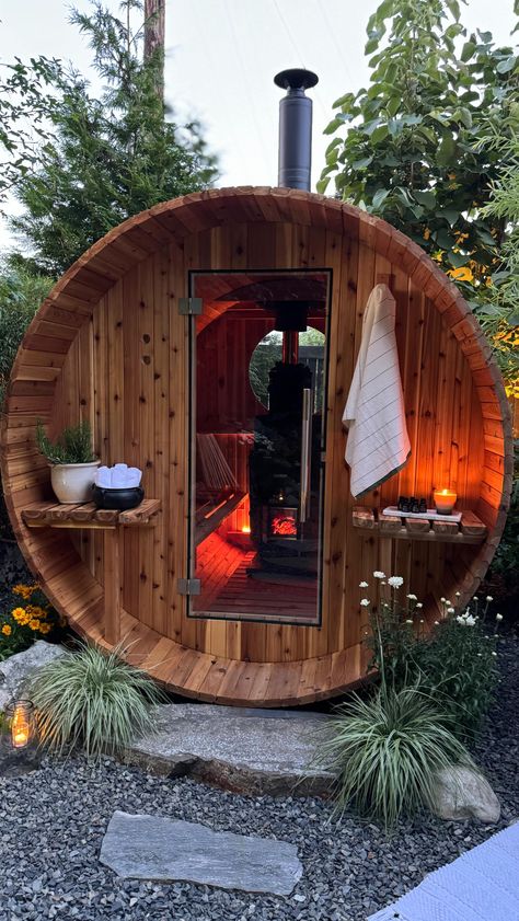 Kara Bowman (@littlehouseonchestnut) • Instagram photos and videos Rustic Saunas, Sauna Cold Plunge, Garden Sauna, Building A Sauna, Backyard Spa, Sauna Ideas, Sauna Diy, Sauna House, Wellness Space