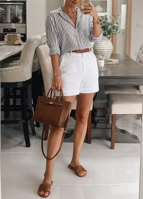 High-waisted Linen Bermuda Shorts For Day Out, Chic High-waisted Beige Bermuda Shorts, Outfits Juveniles, Outfit Verano, Street Style Women, Fashion Killa, Classy Outfits, Casual Looks, Spring Fashion