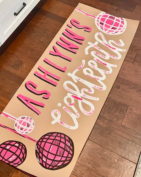 Disco balls galore✨🪩 Disco Formal, Disco Banner, Banner Craft, Painted Banners, Birthday Inspo, 19th Birthday, Paper Banners, 22nd Birthday, Disco Balls