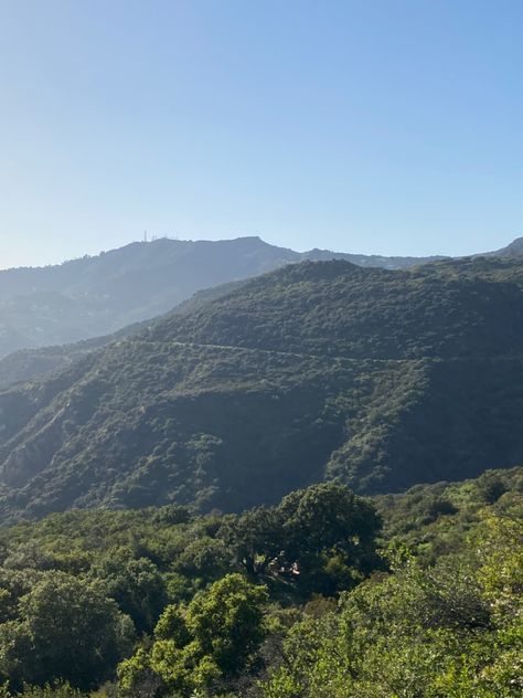 #malibu #hikers #naturelovers Malibu Hikes, Hikes In Los Angeles, Nature Hike, Nature Hikes, My Happy Place, Happy Place, Happy Places, Hiking, Angeles