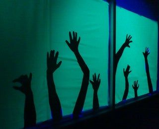 Haunted House For Kids, Haunted Hallway, Haunted Maze, Haunted House Halloween Party, Halloween Maze, Zombie Prom, Haunted House Diy, Halloween Haunted House Decorations, Fall Carnival