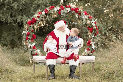 Santa Sessions | Lentille Photography Diy Santa Photoshoot, Christmas Mini Sessions Outdoor, Santa Sessions, Outdoor Christmas Photos, Diy Christmas Photoshoot, Tree Farm Photo Shoot, Christmas Tree Farm Photo Shoot, Xmas Backdrop, Santa Mini Session