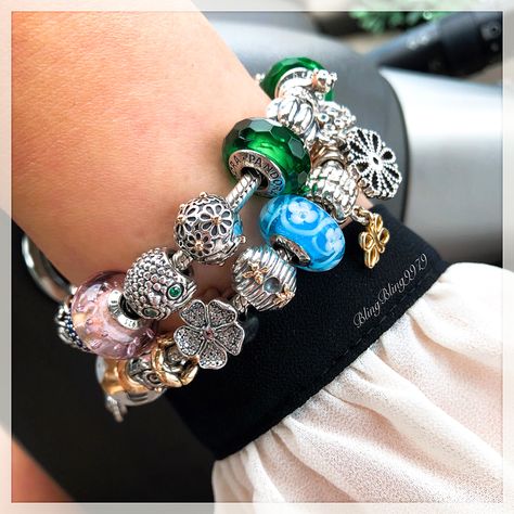 Spring calling!!! More 3days🐝🦋🎉🌸 #pandora ...(🌸´3`🌸) Pandora Bracelets, Pandora Bracelet, Pandora Charms, Pandora Charm Bracelet, Charm Bracelet