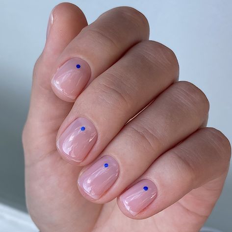 Manicure With Dots Simple, Short Nails Dot Design, Dots Nails Minimalist, Single Dot Nail Art, One Dot Nail Art, Transparent Nails Design Short, Cuticle Dot Nails, Simple Dot Design Nails, Manicure Dots Minimalist Nails