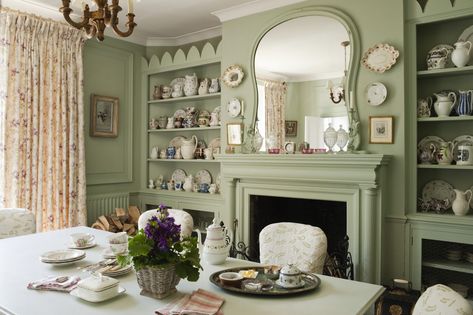 Green Cottage Dining Room, Green White Dining Room, French Green Paint Colors, Dining Room Colors 2023, Warm Dining Room Colors, Light Green Dining Room, Sage Dining Room, Green Dining Rooms, Green Dining Room Ideas