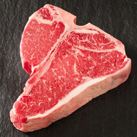 Allen Brothers now offers All-Natural Beef. No hormones, no antibiotics—just the highest standards for taste, texture and marbling. http://www.allenbrothers.com/natural-beef.html Grilling The Perfect Steak, Dry Aged Steak, Grilling Guide, Porterhouse Steak, Beef Filet, Premium Meat, T Bone Steak, Easy Grilling, Raw Meat