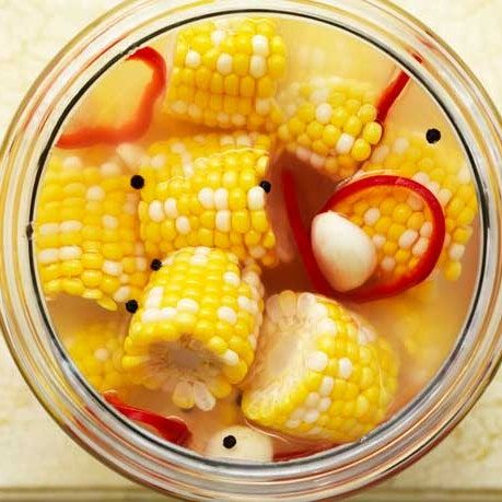 Red Jalapenos, Cooler Corn, Summer Corn Recipes, Pickled Corn, Corn Recipe, Pickled Veggies, Summer Corn, Smoked Fish, Pickled Vegetables