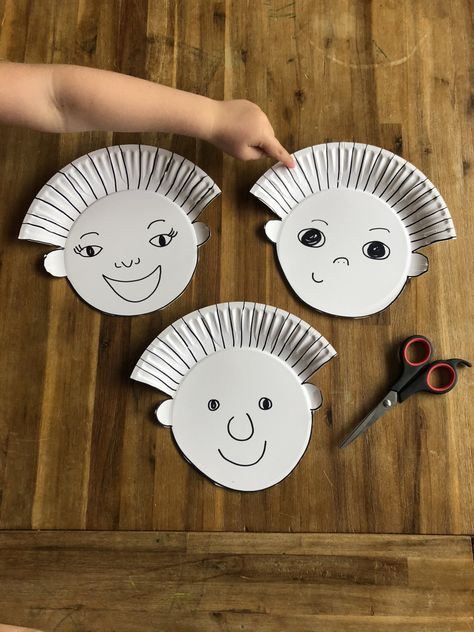 Craft With Plates, Paper Plate Portraits, Activities With Paper Plates, Paper Plate Muffin Craft, Paper Plate Craft, Paper Plate Autumn Craft, Animal Face Paper Plates, Paper Plate Art, Paper Plate Crafts For Kids