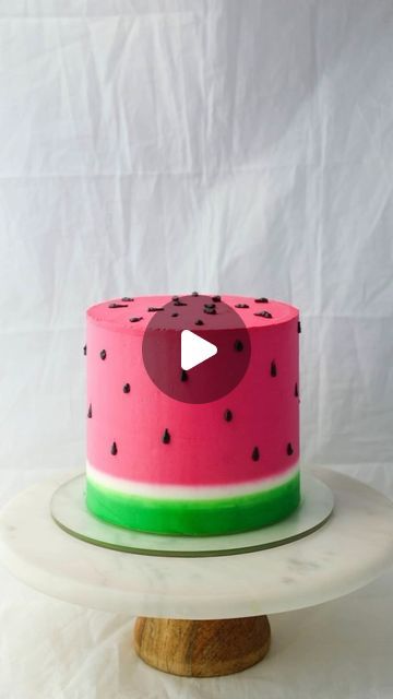 Watermelon Cake Design, Watermelon Cake Ideas, Watermelon Birthday Cake, Watermelon Cakes, Kristin Bell, Watermelon Cake Birthday, Watermelon Birthday Party, Cake Models, Watermelon Cake