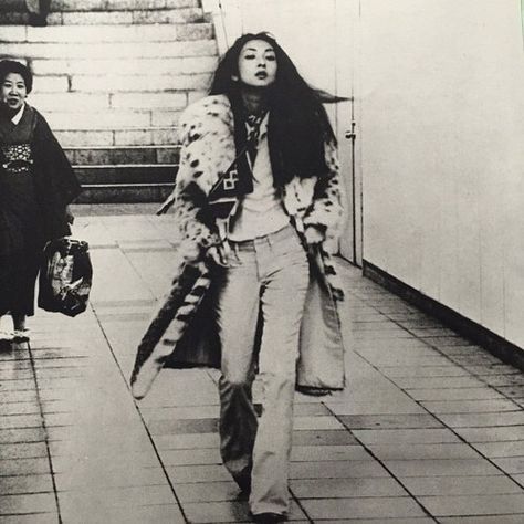 Dolls of Each Decade ❦ on Instagram: “Meiko Kaji, 1974.” Meiko Kaji, Harry Clarke, I'm With The Band, B Movie, Japanese Street Fashion, Quentin Tarantino, 인물 사진, Two People, Mode Vintage