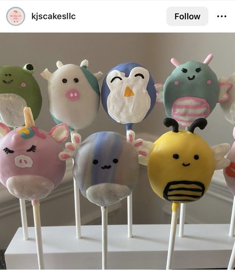 Squishmallow Fondant, Squishmallow Birthday Party Ideas Food, Squishmallow Cupcake Ideas, Squishmallow Cake Pops, Squishmallow Bday Cake, Squish Mellow Birthday Cakes, 12 Cupcakes, 6th Birthday Parties, 8th Birthday