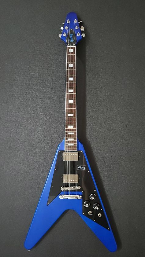 2018 Gibson Custom Shop 70's Flying V Block Inlays Blue Mist Satin - Super Rare - w/OHSC & COA Flying V Guitar, Gibson Flying V, Flying V, Gibson Custom Shop, Gibson, Mist, Guitar, Satin, Blue