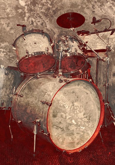 Drums Drums Aesthetic Wallpaper, Aesthetic Drums Wallpaper, Drums Painting, Drums Aesthetic, Vintage Drums Aesthetic, Drum Kit Illustration, Drums Artwork, Cool Drum Set Aesthetic, Musical Theme