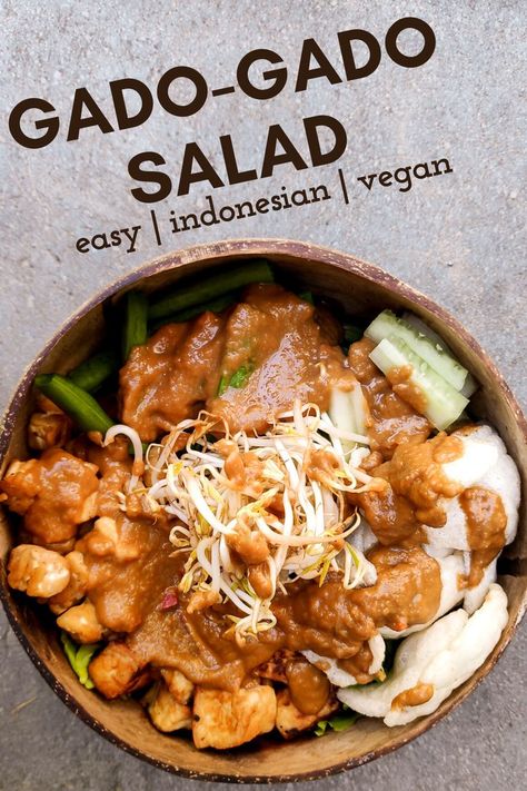 It shouldn’t come as a surprise that vegan gado-gado is one of my favorite Indonesian dishes.In the time that I have been living and traveling in Indonesia, Vegan Gado Gado, Gado Gado Sauce, Vegan Indonesian Food, Indonesian Vegetarian Recipes, Indonesian Side Dishes, Vegan Indonesian Recipes, Tempeh Dishes, Gado Gado Salad, Salad Vegan Recipes