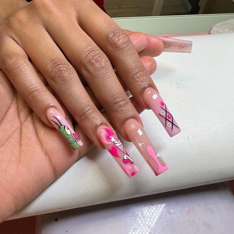 Valentine’s Day Freestyle Nails, Valentine’s Day Nails With Boyfriend Initial, Acrylic Nail Designs Long Square, Plankton Nails, Nail Designs Long Square, Valentines Outfits Black Women, Square Acrylic Nails Bling, Acrylic Nails Bling, Long Acrylic Nail