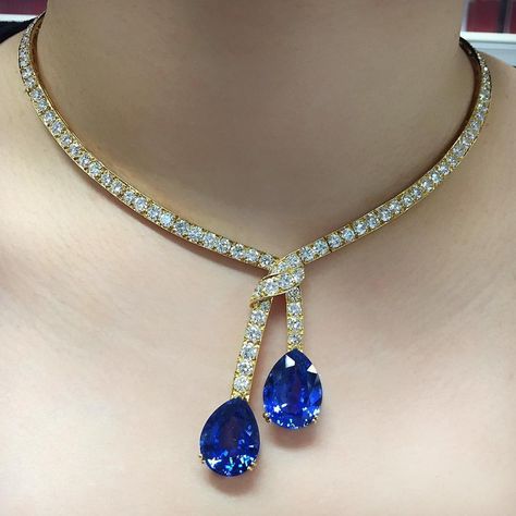 Elegant sapphire and diamond necklace by Van Cleef & Arpels, from our Magnificent Jewels sale in Hong Kong on May 29 #ChristiesJewels #VCA Gold Wedding Anniversary, Diamond Heart Pendant Necklace, Anniversary Necklace, Diamond Tennis Necklace, Stylish Necklace, Blue Sapphire Diamond, Heart Pendant Diamond, Jhumka Earrings, Emerald Jewelry