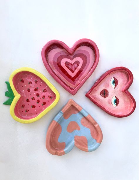 Heart Clay Tray, Clay Heart Dish, Heart Plates, Clay Tray, Clay Plates, Clay Diy Projects, Clay Bowl, Heart Themed, Cute Clay