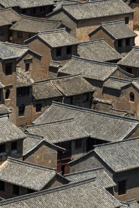 Xiangyu Ancient Fortress from the Ming Dynasty (1368–1644) in Jincheng, Shanxi Province. Picture from 遗产君. Tang Dynasty Architecture, Ancient Buildings, Ming Dynasty, Dope Art, Ancient China, Ancient Architecture, Ancient Chinese, Asian Style, Floral Wallpaper