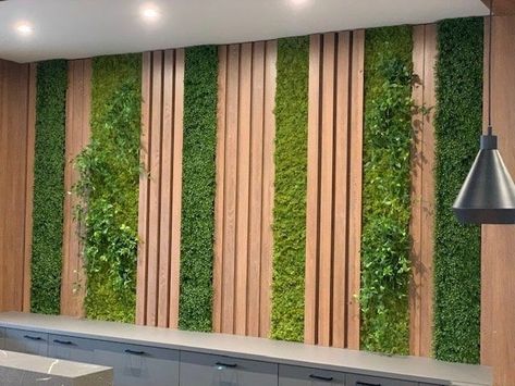 Grass wall paper design Green Grass On Wall Decor, Grass Design On Wall, Green Grass Wall Decor Ideas, Grass Wall Interior, Commercial Wall Design, Patio Wall Design, Green Grass Wall Decor, Green Wall Design Interior, Artificial Grass Wall Design