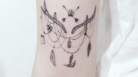 Wicca Beliefs, Critical Role Tattoo, Dnd Tattoos, Stream Tattoo, D20 Tattoo, Dnd Tattoo, Matthew Mercer, Tats Ideas, Transition Goals