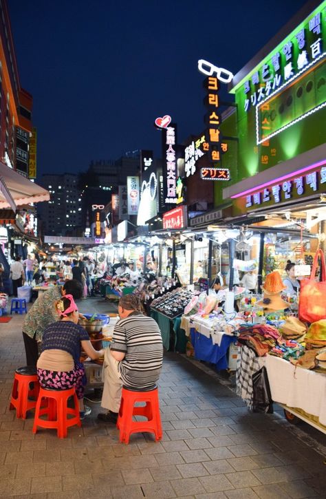 Namdaemun Night Market - Seoul, South Korea Seoul Market, Seoul South Korea Aesthetics, Dongmun Market Jeju, Gwangjang Market Seoul, South Korea Streets, Korea Tourist Attractions, South Korea Photography, South Korea Seoul, South Korea Travel