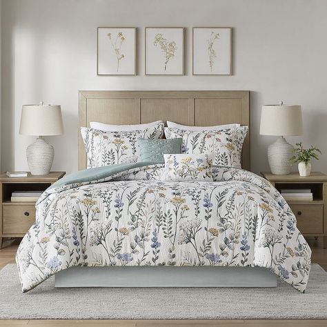 Madison Park Bedding Comforter Sets Blue, Bedding For Light Blue Walls, White Bedspread Bedroom Color Schemes, Master Bedrooms Grey Floor, Sage Green Bedroom Decor, Adult Women Bedroom Ideas Decor, Boho Master, Sage Bedroom, Pillows Green