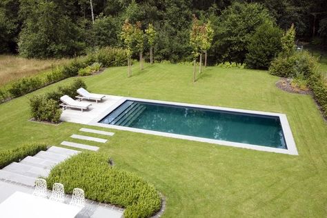 Patio Chico, Country Pool, Kleiner Pool Design, Moderne Pools, Simple Pool, Rectangle Pool, Pools Backyard Inground, Pool Landscape Design, Small Pool Design